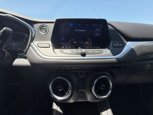 Used 2020 Chevrolet Blazer LT w/ LPO, Floor Liner Package FWD image 14