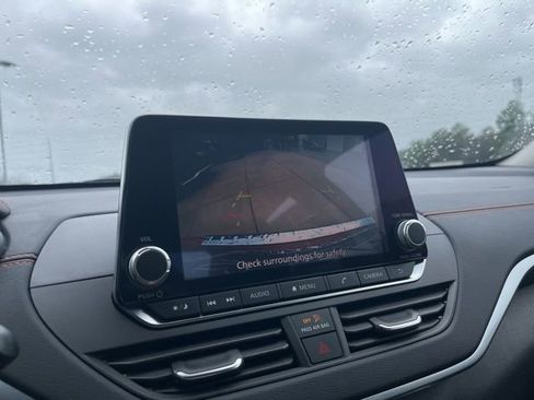 Used 2022 Nissan Altima 2.5 SR image 21