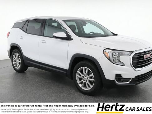 Used 2024 GMC Terrain SLT image 1