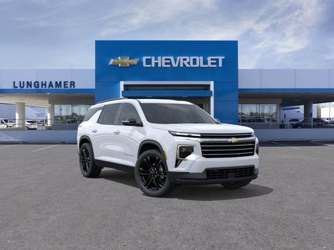 New 2026 Chevrolet Traverse LT w/ LPO, Floor Liner Package FWD image 25