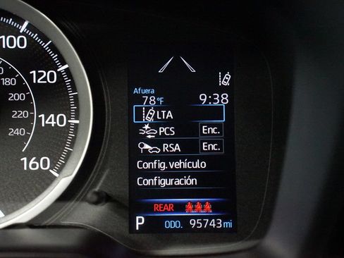 Used 2022 Toyota Corolla LE FWD image 16