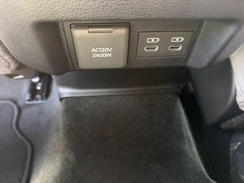New 2025 Toyota Tacoma TRD Off-Road AWD/4WD image 10