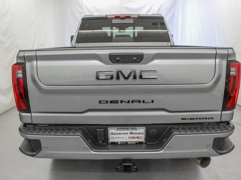 New 2026 GMC Sierra 2500 Denali Ultimate w/ LPO, Black Badging Package AWD/4WD image 8