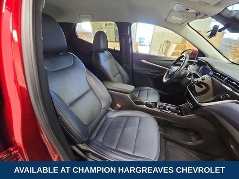 Certified 2023 Chevrolet Bolt EUV Premier FWD image 36
