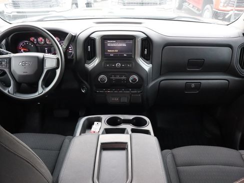 Used 2022 Chevrolet Silverado 1500 Custom Trail Boss AWD/4WD image 13