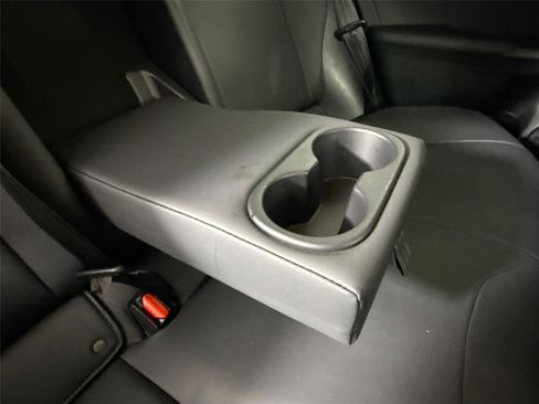 Certified 2022 Toyota Prius image 37