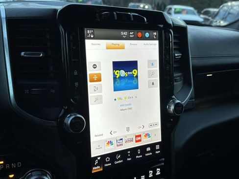 Used 2023 RAM 1500 Laramie image 16