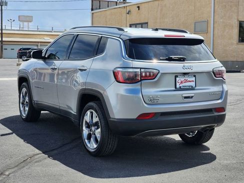 Used 2019 Jeep Compass Limited AWD/4WD image 5