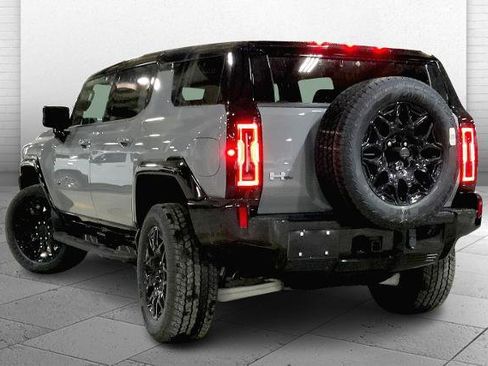 New 2025 GMC Hummer EV 2X image 8