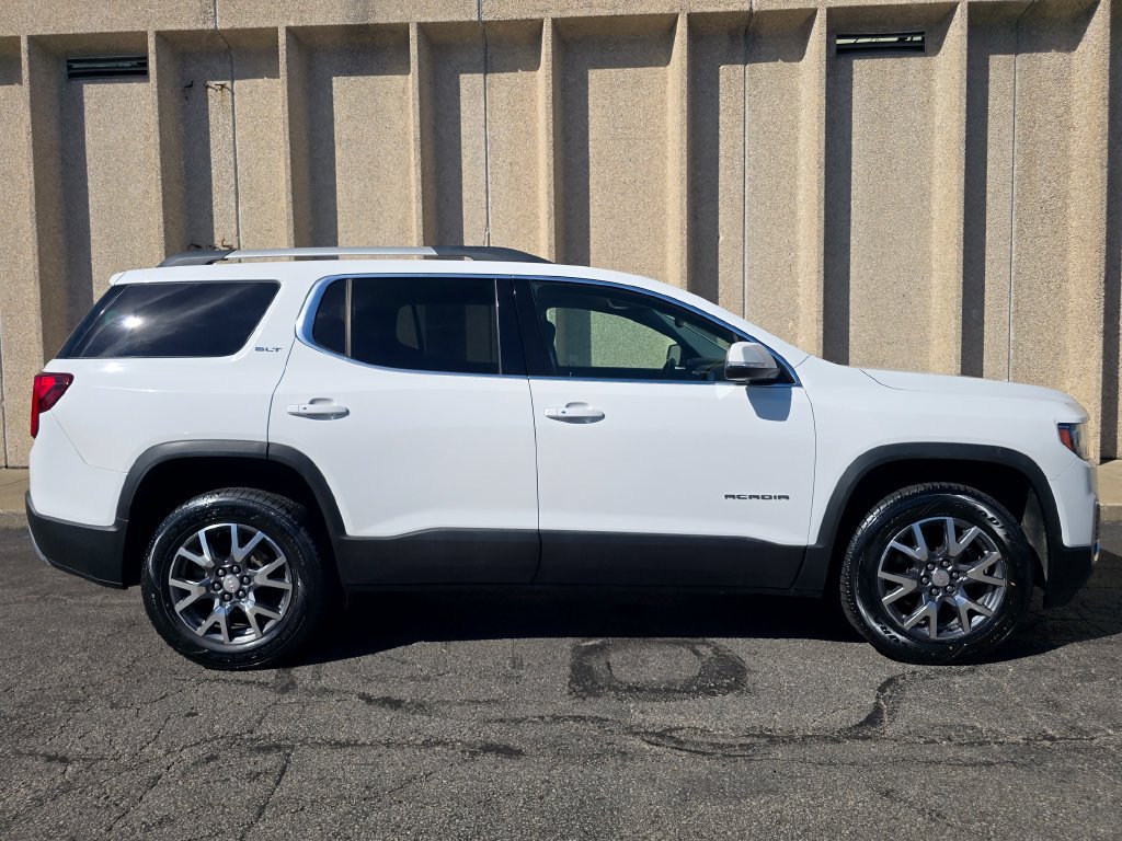 Used 2023 GMC Acadia SLT AWD/4WD image 19