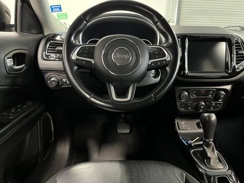 Used 2021 Jeep Compass Limited w/ Sun and Sound Group FWD image 20
