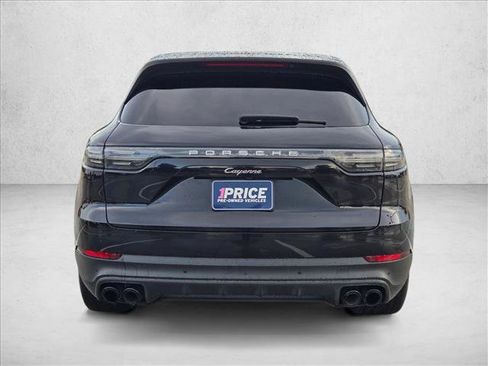 Used 2019 Porsche Cayenne AWD/4WD image 6
