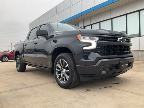 Used 2024 Chevrolet Silverado 1500 RST AWD/4WD image 29