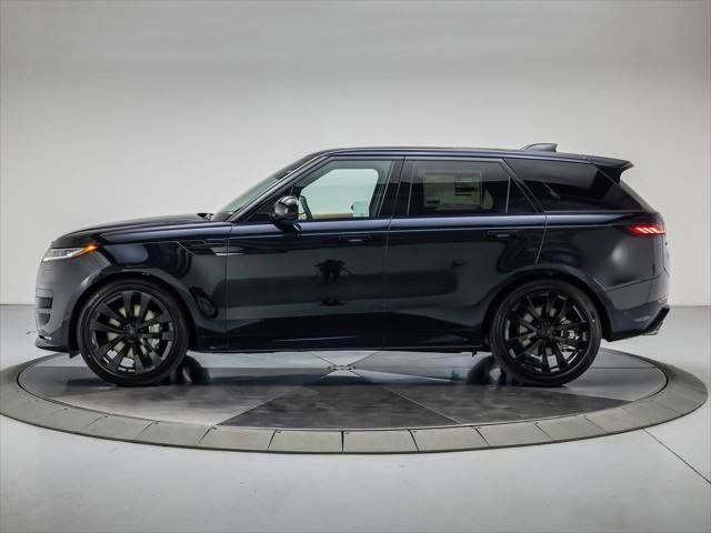 New 2026 Land Rover Range Rover Sport Dynamic SE AWD/4WD image 2