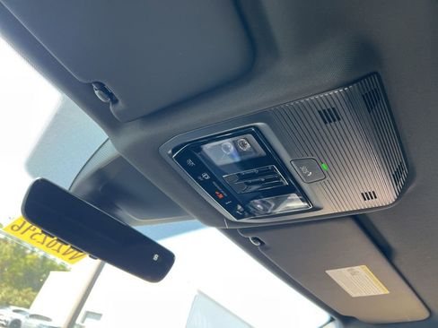 New 2026 Volkswagen Atlas Cross Sport SEL Premium R-Line image 22