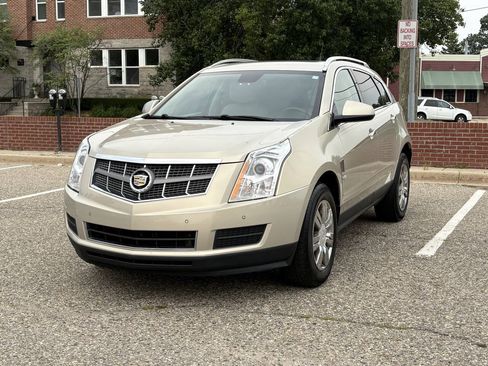 Used 2011 Cadillac SRX Luxury FWD image 4