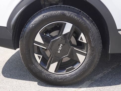 Used 2026 Kia Sportage LX w/ LX Convenience Package AWD/4WD image 19