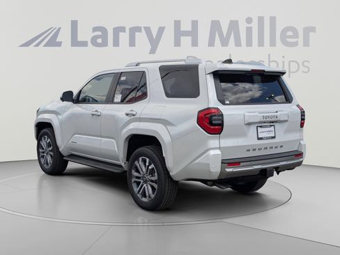 New 2026 Toyota 4Runner Limited AWD/4WD image 3