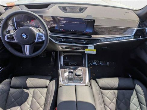 Used 2026 BMW X5 sDrive40i w/ M Sport Package RWD image 14
