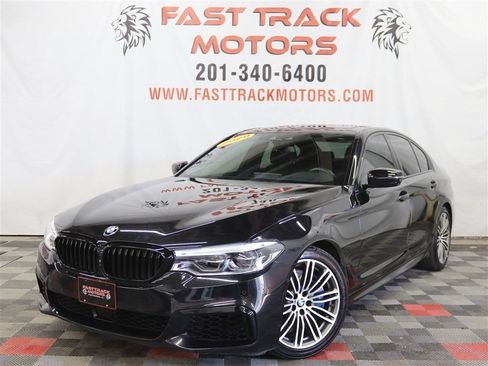 Used 2020 BMW M550i xDrive w/ Executive Package image 1