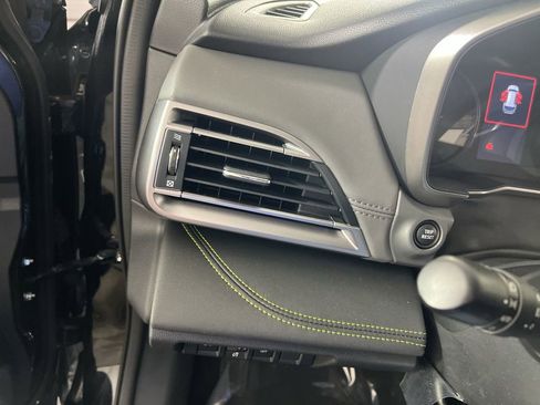 Used 2025 Subaru Outback Onyx Edition image 18