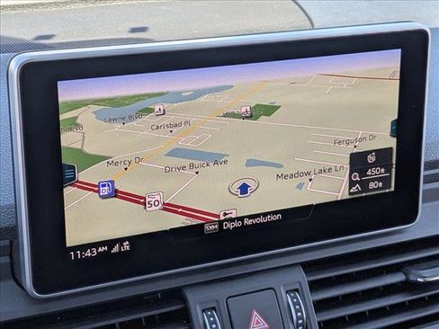 Used 2018 Audi SQ5 Prestige w/ Prestige Package image 13