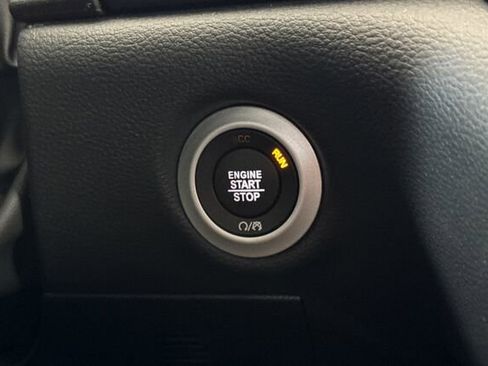 New 2026 Chrysler Pacifica Select image 20