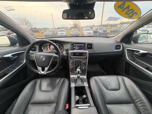 Used 2014 Volvo S60 T5 image 12