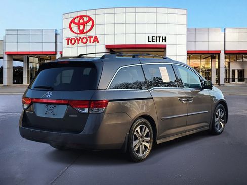 Used 2015 Honda Odyssey Touring image 5