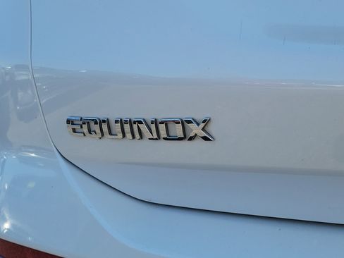Used 2019 Chevrolet Equinox LT FWD image 6
