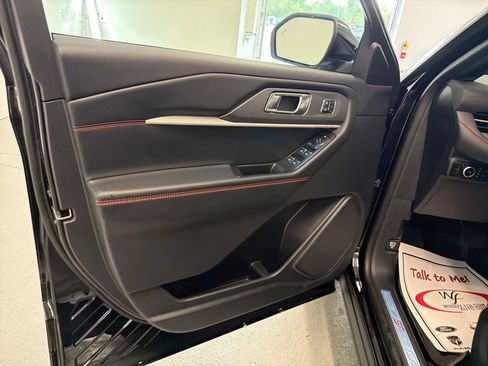 New 2026 Ford Explorer ST-Line w/ ST-Line Street Pack AWD/4WD image 11