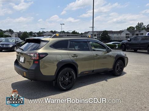 Used 2025 Subaru Outback Wilderness AWD/4WD image 16