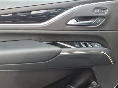 Certified 2023 Cadillac Escalade V w/ LPO, ONYX Package image 21