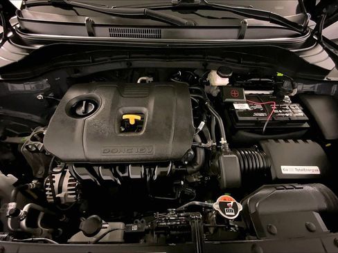 Used 2025 Kia Soul LX image 10