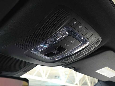 Certified 2025 Mercedes-Benz GLS 450 4MATIC image 35