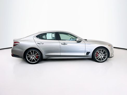 Used 2025 Genesis G70 2.5T AWD/4WD image 10