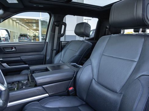 Used 2023 Toyota Tundra Platinum image 11