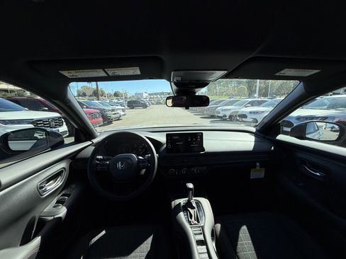 New 2026 Honda HR-V Sport image 29