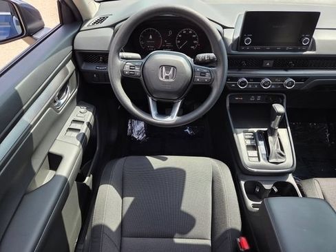 Used 2025 Honda CR-V EX image 4