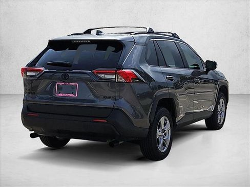 Used 2025 Toyota RAV4 XLE w/ Convenience Package image 5