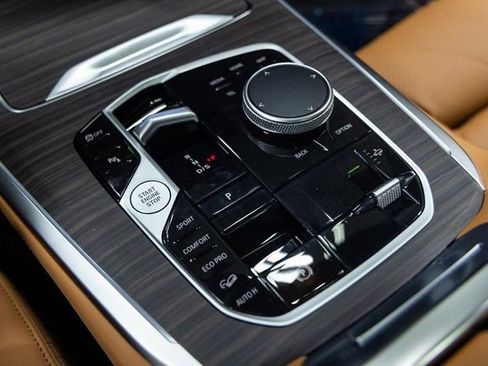 New 2026 BMW X7 xDrive40i w/ M Sport Package image 21