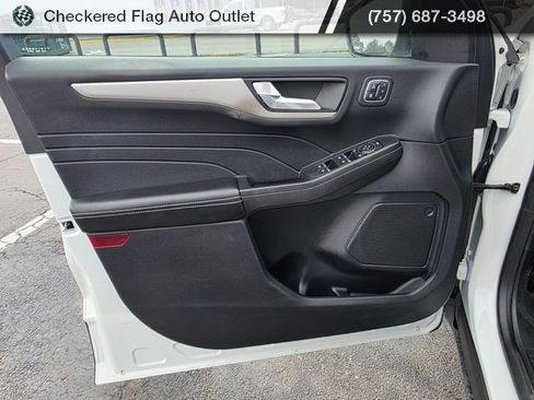 Used 2021 Ford Escape SEL w/ Technology Package image 20