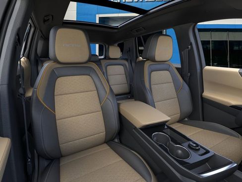 New 2026 Chevrolet Equinox ACTIV image 16