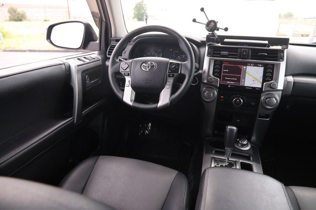 Used 2022 Toyota 4Runner SR5 Premium AWD/4WD image 24