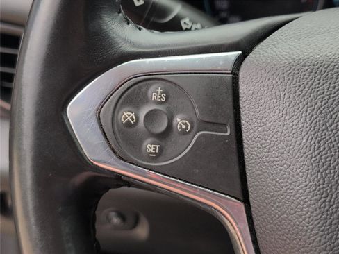 Used 2019 Chevrolet Traverse LT w/ LPO, Floor Liner Package FWD image 24