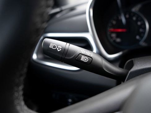 Used 2024 Chevrolet Equinox LT image 24