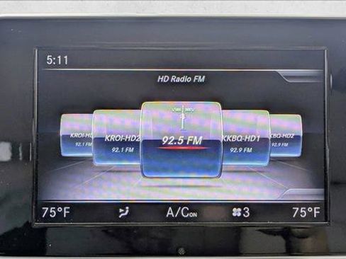 Used 2019 Mercedes-Benz GLC 300 image 13