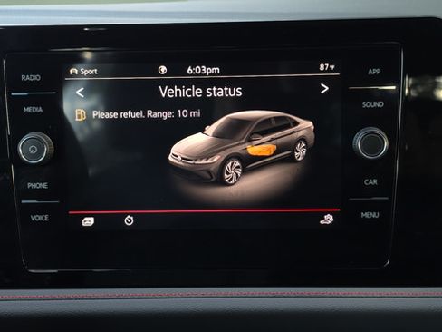 Used 2025 Volkswagen Jetta GLI Autobahn FWD image 16
