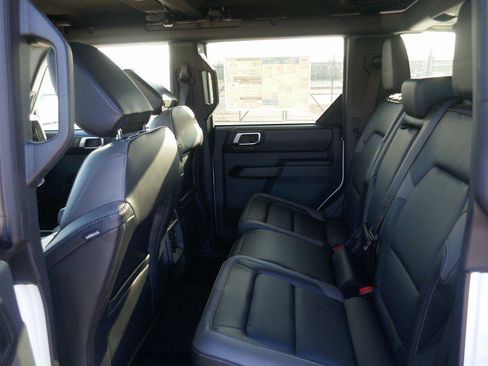 New 2025 Ford Bronco Outer Banks image 13