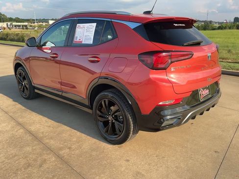 Used 2024 Buick Encore GX Sport Touring AWD/4WD image 6
